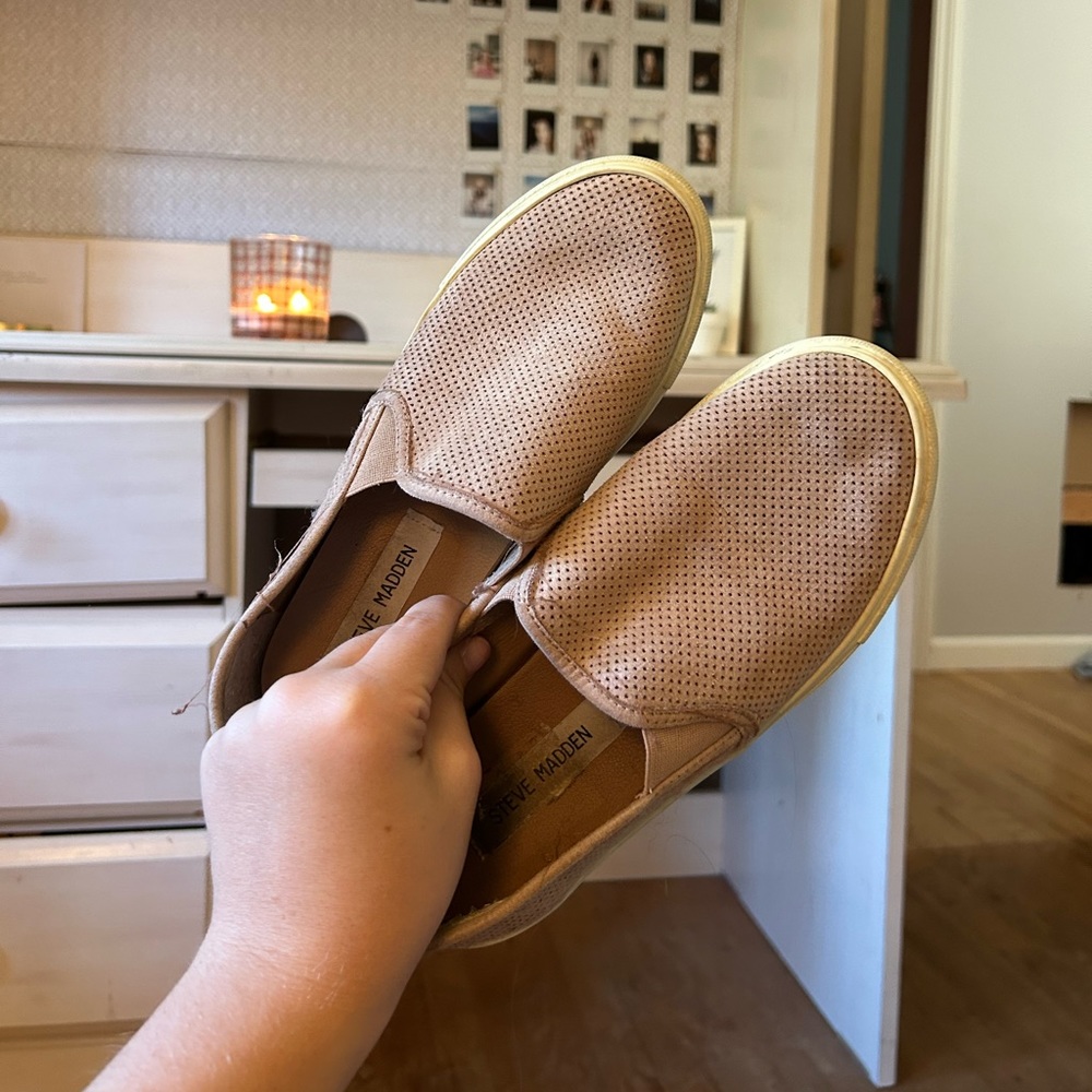 2 pairs tan slip ons
